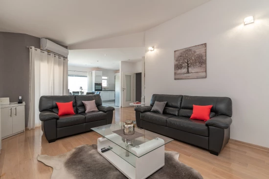 Apartmán Střední Dalmácie - Trogir DA 8767 N3