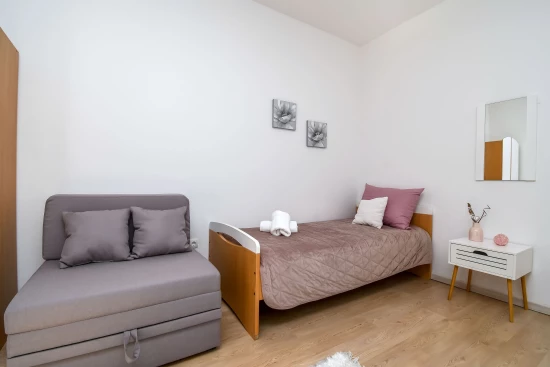 Apartmán Střední Dalmácie - Kaštela DA 8770 N1