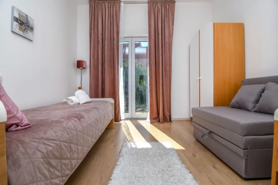 Apartmán Střední Dalmácie - Kaštela DA 8770 N1