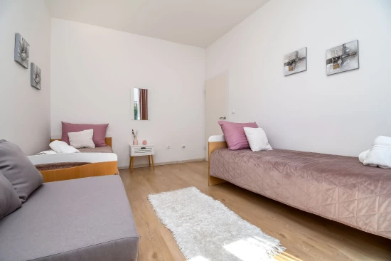 Apartmán Střední Dalmácie - Kaštela DA 8770 N1