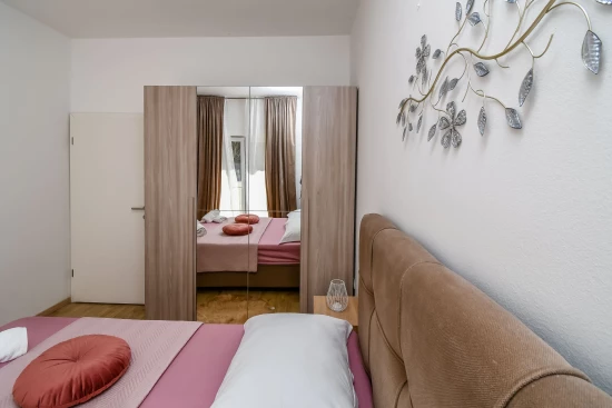 Apartmán Střední Dalmácie - Kaštela DA 8770 N1