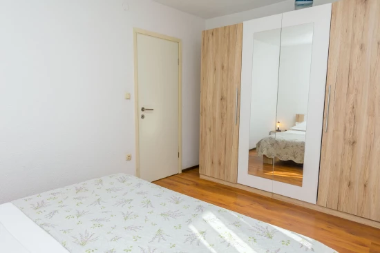 Apartmán Střední Dalmácie - Omiš DA 8777 N1