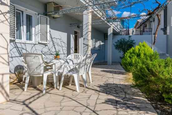 Apartmán Střední Dalmácie - Omiš DA 8777 N1