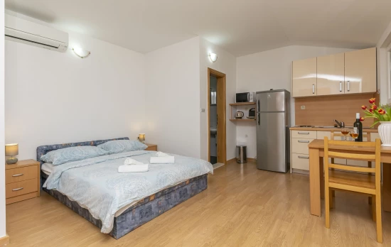 Apartmán Střední Dalmácie - Jesenice DA 8778 N4