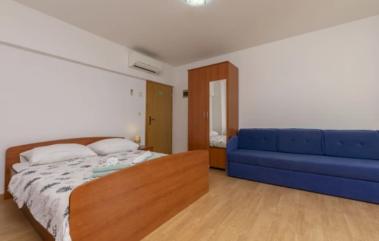 Apartmán Střední Dalmácie - Jesenice DA 8778 N5