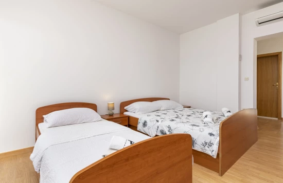 Apartmán Střední Dalmácie - Jesenice DA 8778 N6