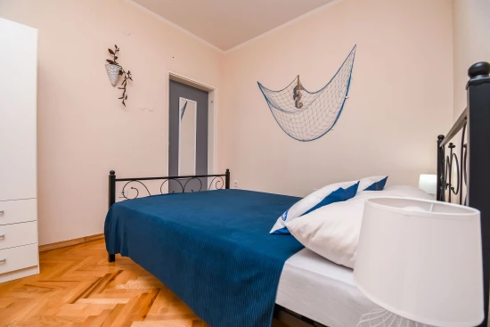 Apartmán Střední Dalmácie - Okrug Gornji DA 9875 N1