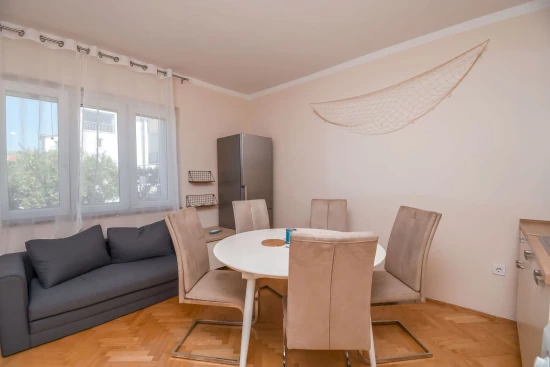 Apartmán Střední Dalmácie - Okrug Gornji DA 9875 N3