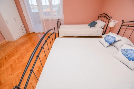 Apartmán Střední Dalmácie - Okrug Gornji DA 9875 N4