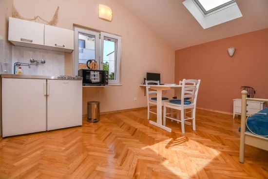 Apartmán Střední Dalmácie - Okrug Gornji DA 9875 N5