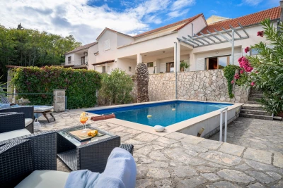 Vila s bazénem Ostrov Hvar - Vrboska OS 10558 N1