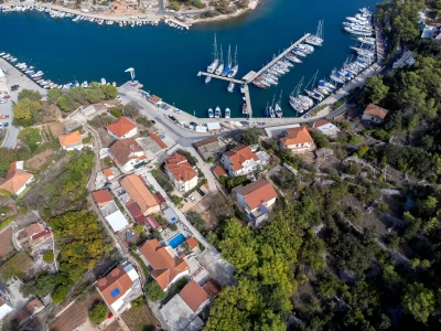 Vila s bazénem Ostrov Hvar - Vrboska OS 10558 N1