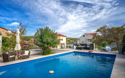 Vila s bazénem Ostrov Hvar - Vrboska OS 10558 N1