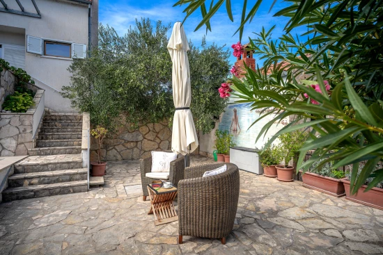 Vila s bazénem Ostrov Hvar - Vrboska OS 10558 N1