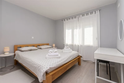 Apartmán Střední Dalmácie - Dugi Rat DA 9931 N1