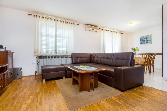 Apartmán Istrie - Ližnjan IS 7493 N1