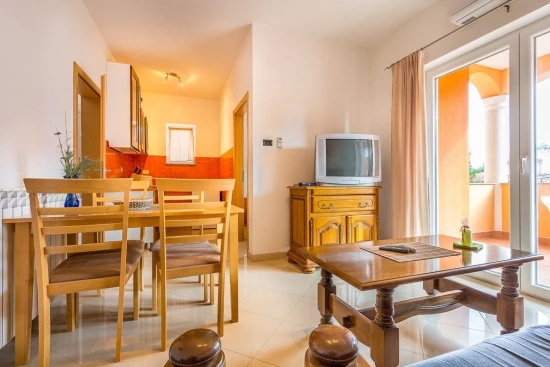 Apartmán Istrie - Ližnjan IS 7579 N1