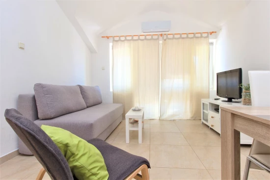 Apartmán Severní Dalmácie - Vodice DA 9946 N1