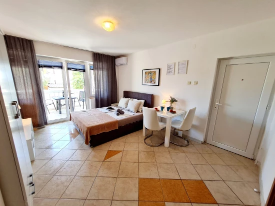 Apartmán Severní Dalmácie - Vodice DA 9946 N3