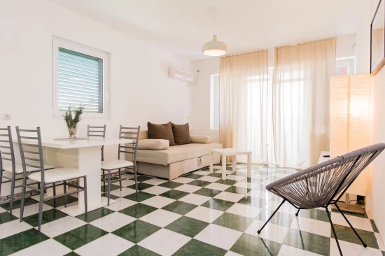 Apartmán Severní Dalmácie - Vodice DA 9946 N4