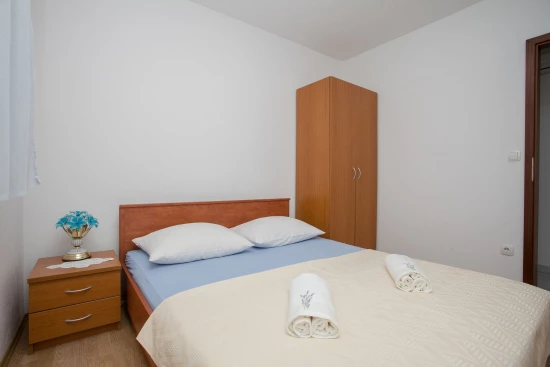 Apartmán Střední Dalmácie - Dugi Rat DA 9992 N2