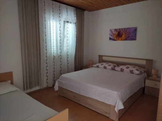 Apartmán Střední Dalmácie - Marina DA 10034 N1