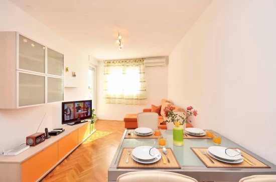 Apartmán Střední Dalmácie - Omiš DA 10035 N1