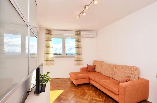 Apartmán Střední Dalmácie - Omiš DA 10035 N1