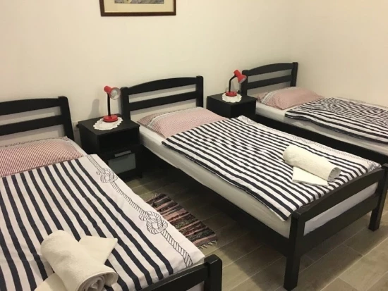 Apartmán Severní Dalmácie - Sukošan DA 10051 N1