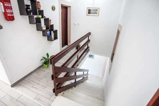 Apartmán Střední Dalmácie - Krilo Jesenice DA 10052 N1