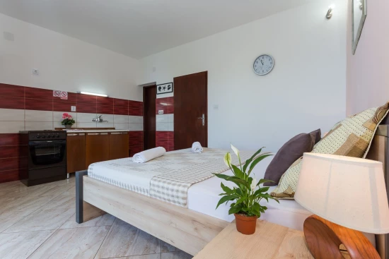 Apartmán Střední Dalmácie - Krilo Jesenice DA 10052 N1