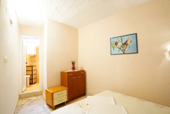 Apartmán Střední Dalmácie - Pisak DA 10071 N1