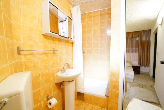 Apartmán Střední Dalmácie - Pisak DA 10071 N1