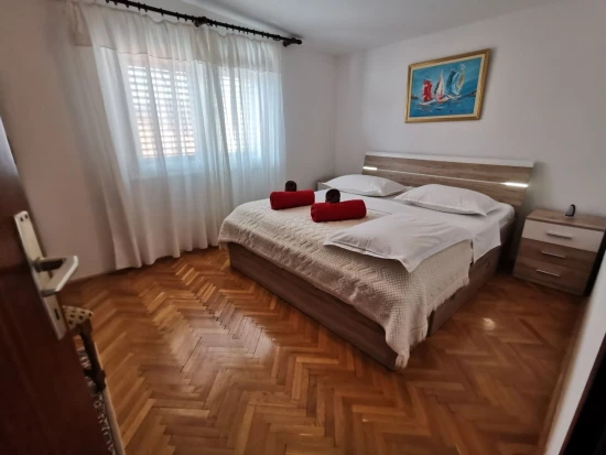 Apartmán Střední Dalmácie - Vinišće DA 10076 N2