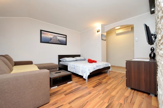 Apartmán Severní Dalmácie - Sukošan DA 10082 N3