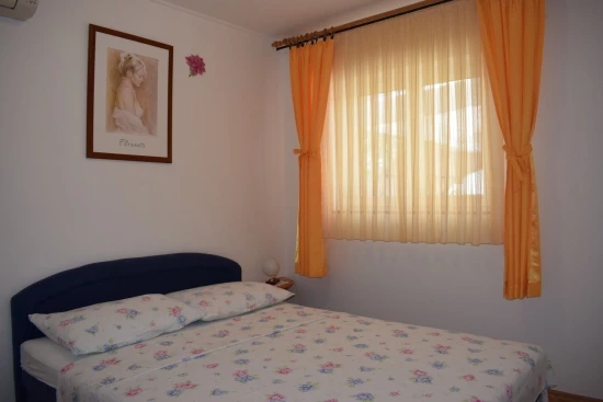 Apartmán Severní Dalmácie - Tribunj (Vodice) DA 10083 N2