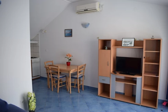 Apartmán Severní Dalmácie - Tribunj (Vodice) DA 10083 N3