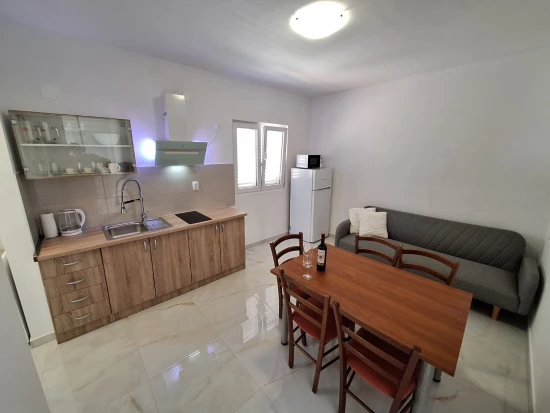 Apartmán Střední Dalmácie - Gradac DA 10093 N1