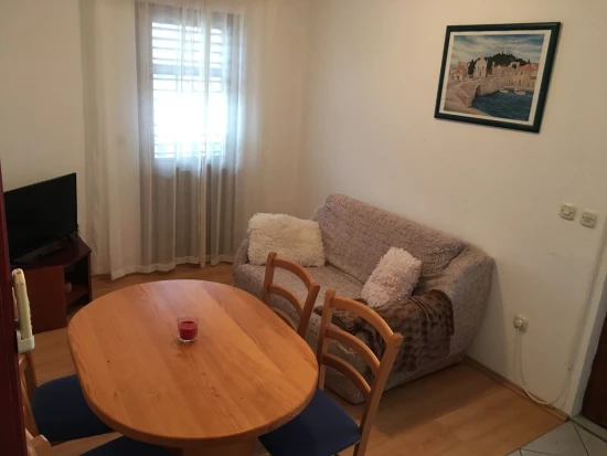 Apartmán Severní Dalmácie - Tribunj (Vodice) DA 10107 N1