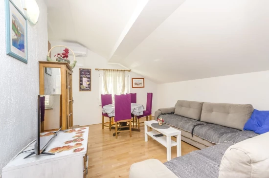 Apartmán Severní Dalmácie - Tribunj (Vodice) DA 10108 N1