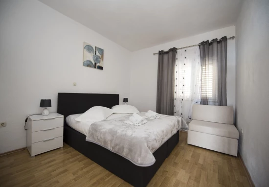 Apartmán Střední Dalmácie - Brela DA 10128 N2