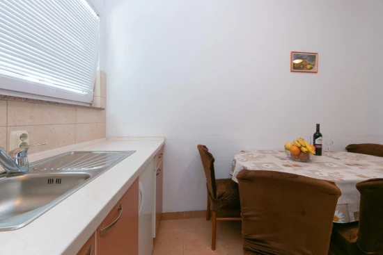 Apartmán Střední Dalmácie - Brela DA 10137 N5