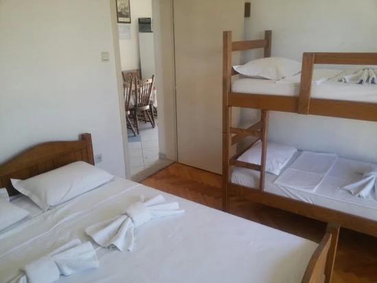 Apartmán Severní Dalmácie - Pakoštane DA 10166 N1