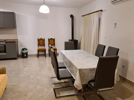 Apartmán Střední Dalmácie - Seget Vranjica DA 10170 N2