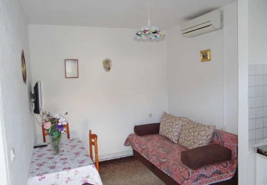 Apartmán Střední Dalmácie - Okrug Donji DA 10174 N1