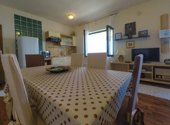 Apartmán Střední Dalmácie - Omiš DA 10185 N1