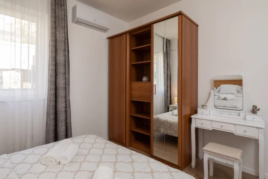 Apartmán Střední Dalmácie - Staniči DA 10204 N2