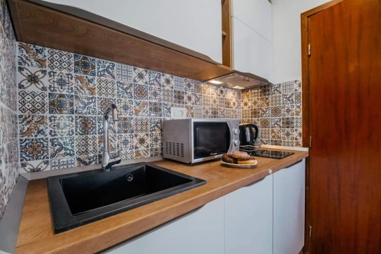 Apartmán Střední Dalmácie - Okrug Donji DA 10211 N1