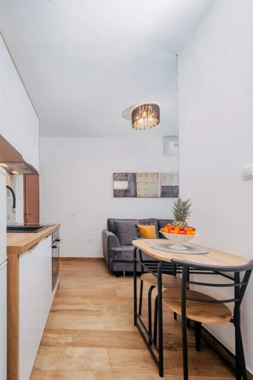 Apartmán Střední Dalmácie - Okrug Donji DA 10211 N4