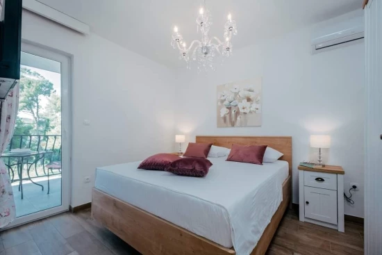 Apartmán Střední Dalmácie - Okrug Donji DA 10211 N4